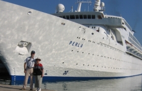 [Bill & Young Samuel with Perla cruise ship, June 2007]